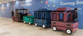 Battery Operated Trackless Train β Ultimate Fun Ride for Kids & Families!